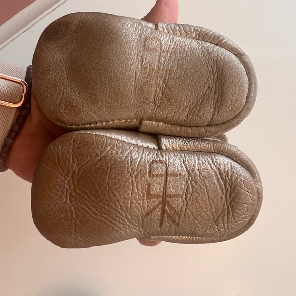 Freshly Picked GUC Size 2 - Picture 3 of 3